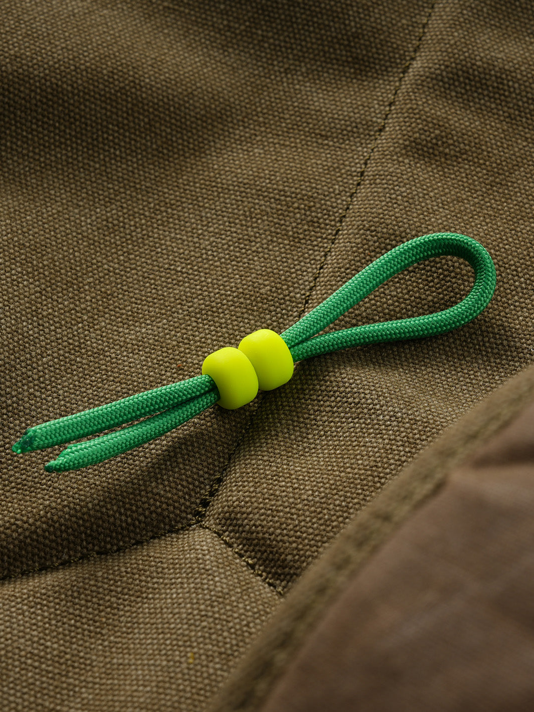 GLOW IN THE DARK KNIFE BEADS