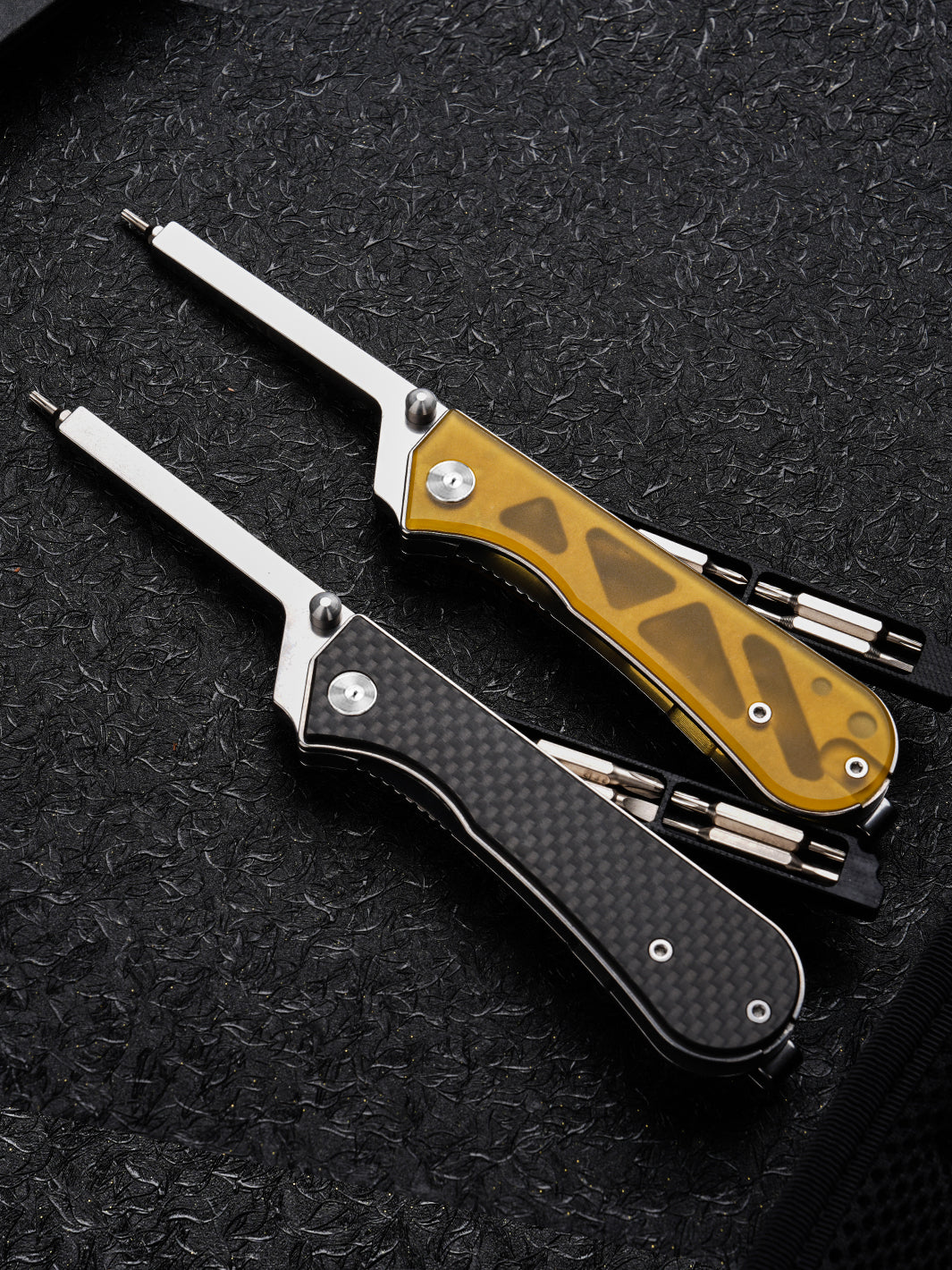 KUMPANTER T33 FOLDING SCREWDRIVER CARBON FIBER T33-3004
